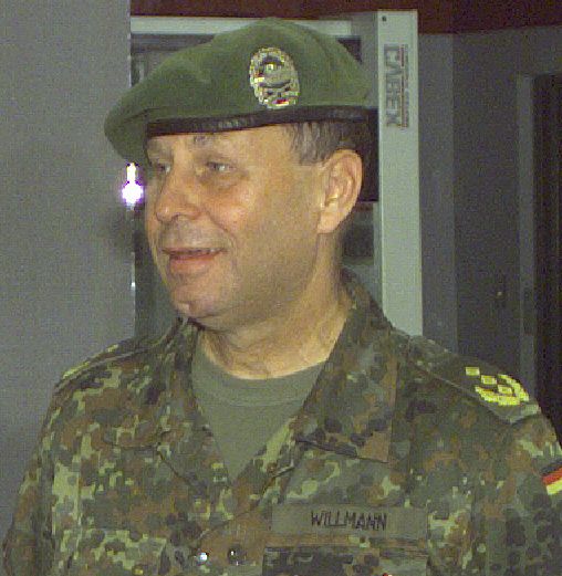 File:Helmut Willmann 1997.jpg