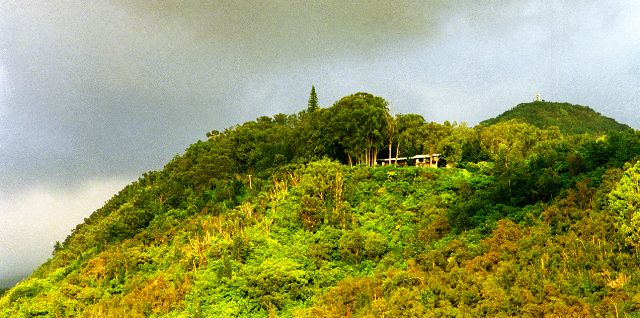 File:LiljestrandHouse-view-from-far-downhill.jpg