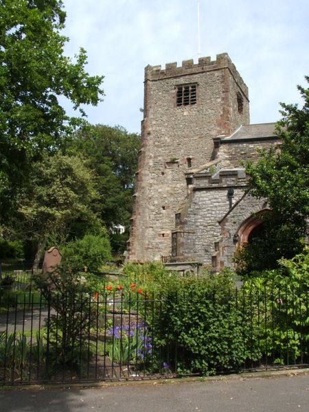 File:St Mary's Church, Ulverston.jpg