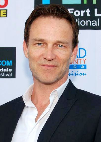 File:Stephen Moyer October 2013 (cropped).jpg