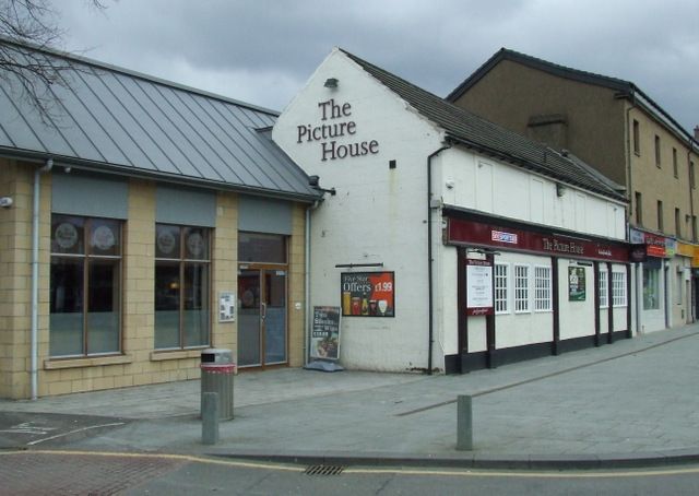 File:The Picture House (geograph 3407575).jpg