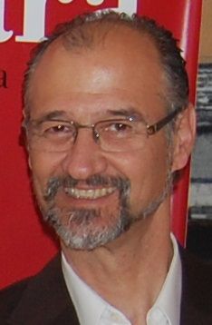 File:Luis Fuentes 2015 (cropped).jpg