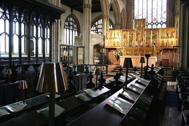 File:St.Mary's choir - geograph.org.uk - 919483.jpg