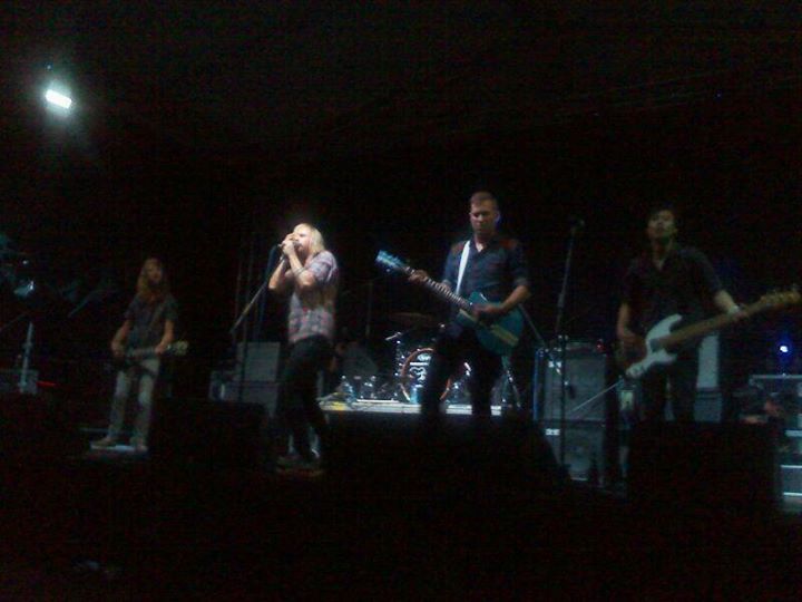 File:Taxi Violence live at RAMfest 2014.jpg