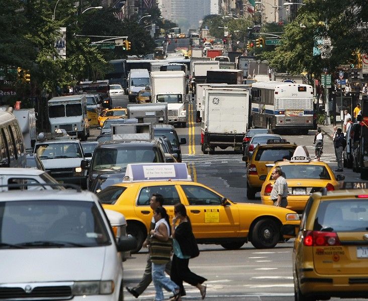 File:Traffic in Manhattan.jpg