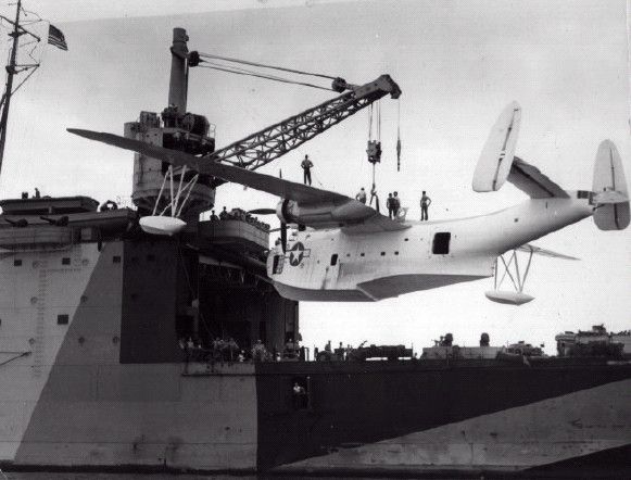 File:USS Albemarle with PBM Guantanamo2 1945.jpg