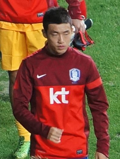 File:Yun Suk-Young 2013.09.06.jpg