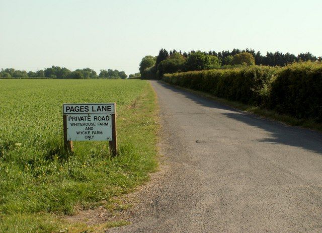 File:Pages Lane - geograph.org.uk - 819670.jpg