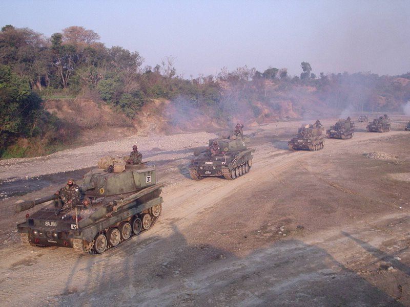 File:Self propelled artillery.jpg