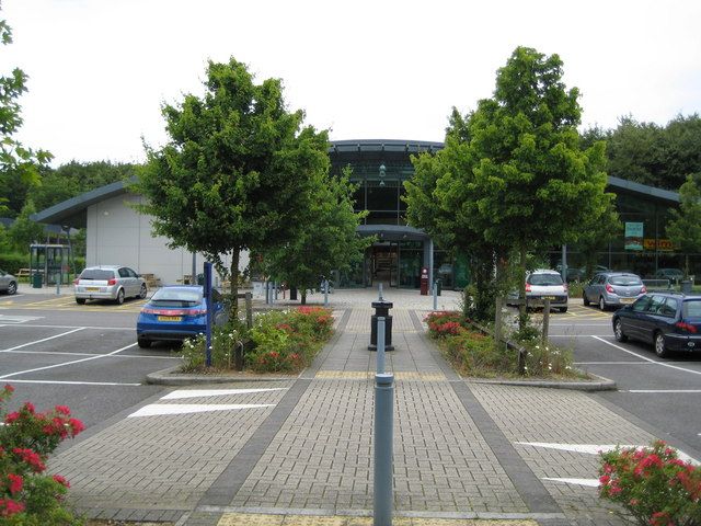 File:Winchester services.jpg