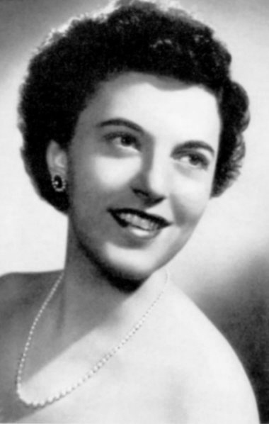 File:Grace Hoffman portrait 01.png