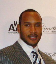 File:Henry Simmons.jpg