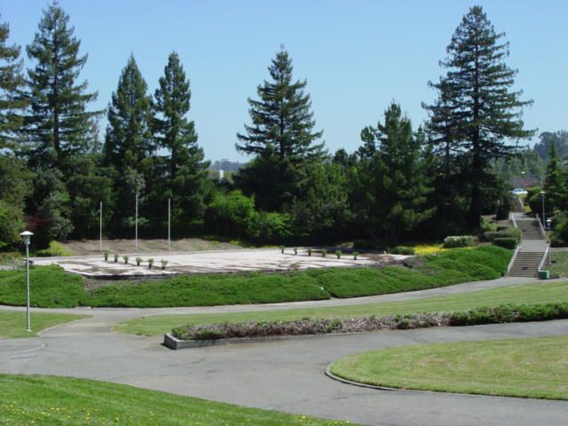 File:PioneerAmphitheatre.JPG