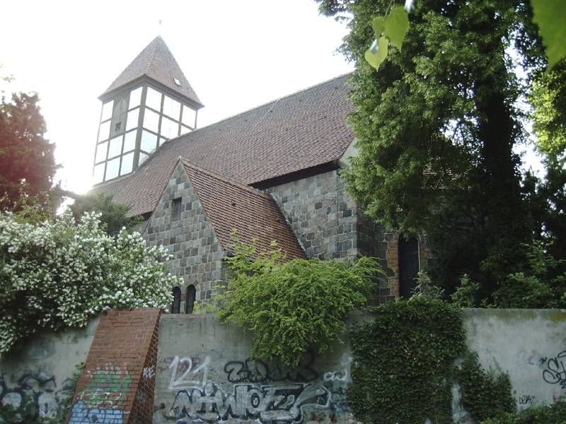 File:Thof kirche2.jpg