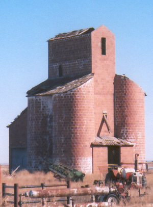 File:Ingersoll Tile Grain Elevator.png