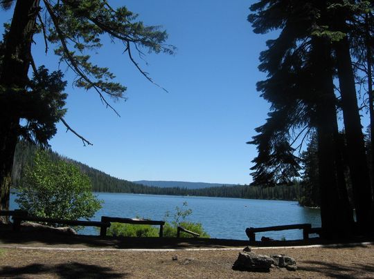 File:Suttle Lake, Link Creek CG, USFS.jpg