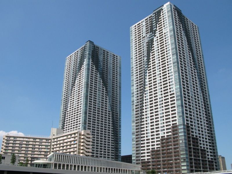 File:THE TOKYO TOWERS JPN 0246.jpg