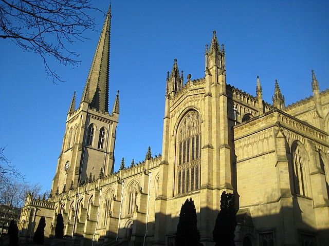 File:Wakefield - Cathedral.jpg