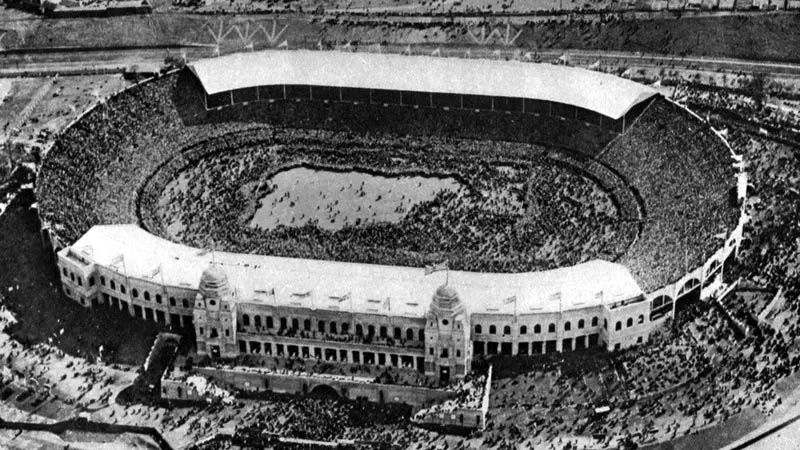 File:Wembley stadium 1923.jpg