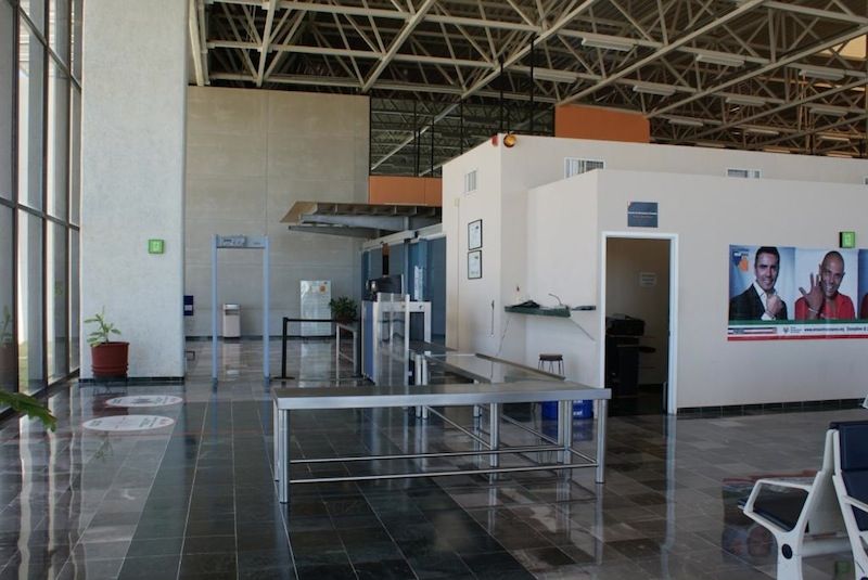 File:Aeropuerto de Los Mochis 1.jpg