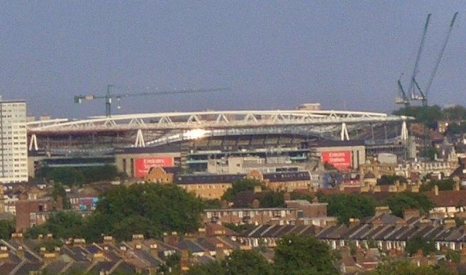 File:Emirates Stadium 09.jpg