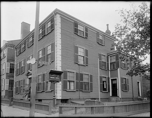 File:Isaac Hall House (Medford, Massachusetts).jpg