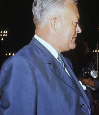 File:Jean Lesage Expo 67 MIKAN 4943081 (cropped).jpg