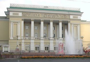 File:Opera in Almaty.JPG