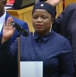 File:Phumzile van Damme.jpg