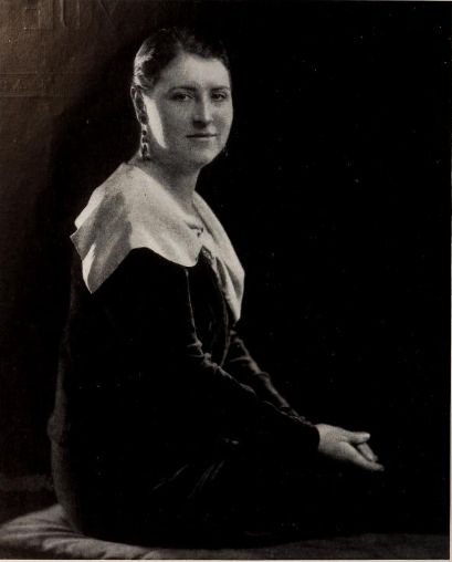 File:Alma Kitchell 1930.jpg