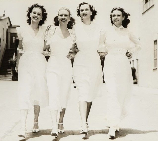 File:Four Daughters Warner Bros.jpg