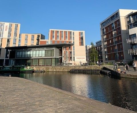 File:Lochrin Basin Fountainbridge 2.jpg