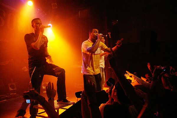 File:Rapsoul live.jpg