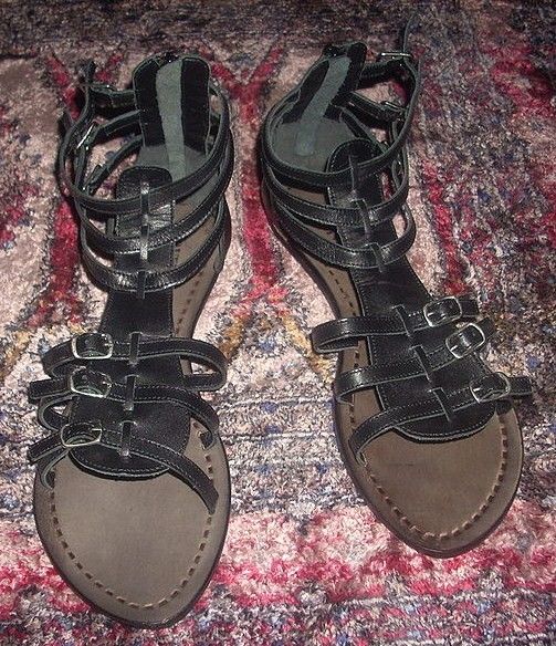 File:Roman sandals summer 2010.jpg