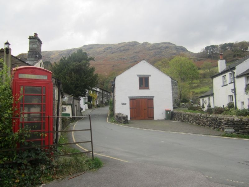 File:Telephone kiosk, Seatoller.jpg