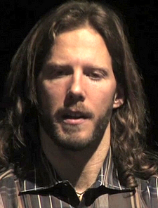 File:Aron Ralston (brightened).png