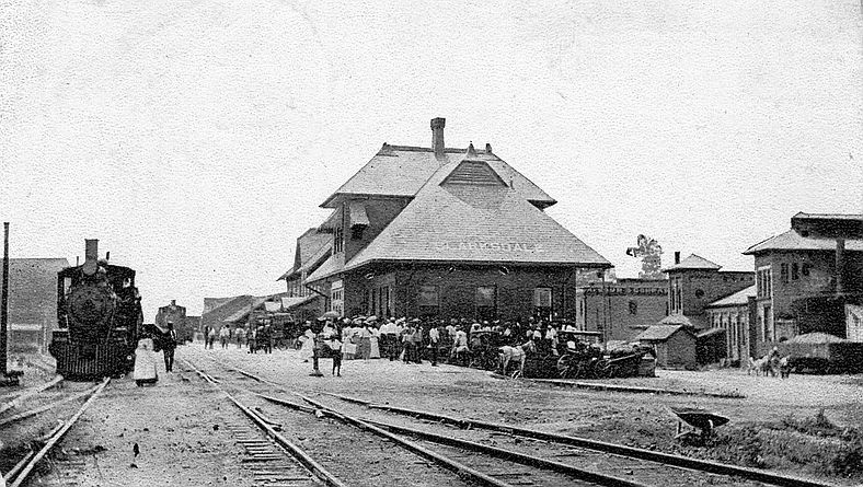 File:Clarksdale Passenger Depot.jpg