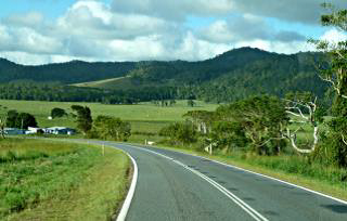 File:Farms and rainforest, Malanda, 2024 01.png