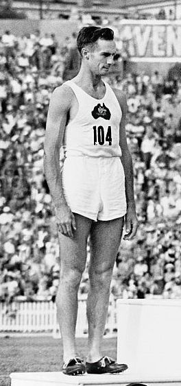 File:Les McKeand 1950 British Empire Games.jpg