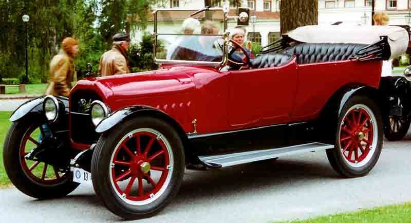 File:Peerless Model 56 7-Passenger Touring 1917.jpg