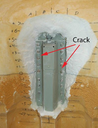 File:STS-133crack.jpg