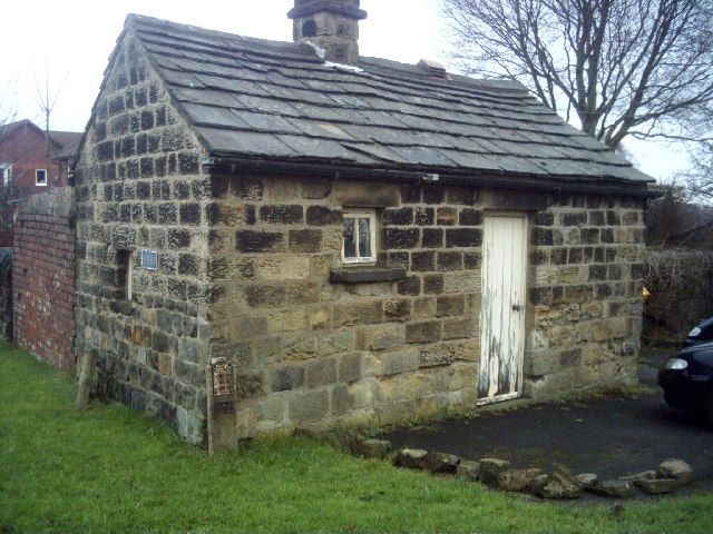 File:Scarcroft - Toll Bar House.jpg