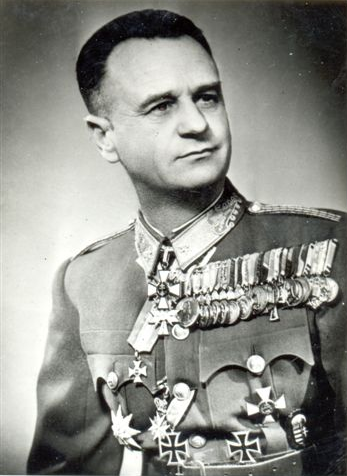 File:Vitéz Oszlányi Kornél vezérőrnagy.png