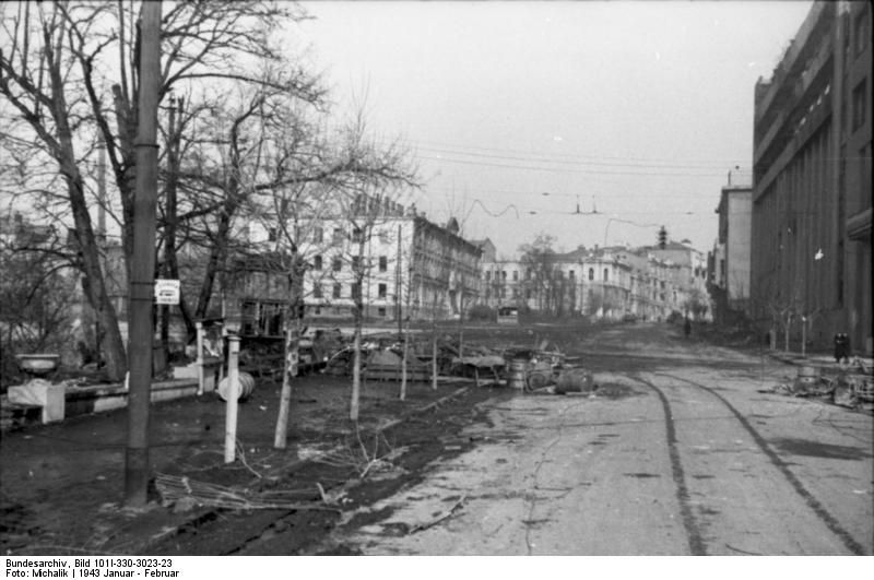 File:Bundesarchiv Bild 101I-330-3023-23, Russland, Charkow, Zerstörungen.jpg