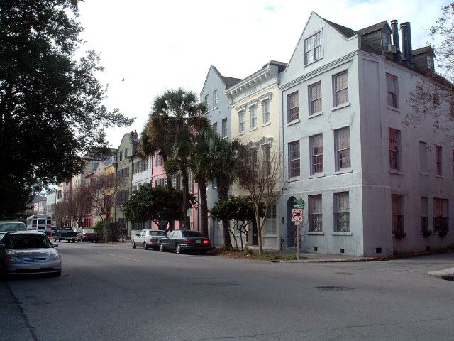 File:CharlestonSC RainbowRow 500px.jpg