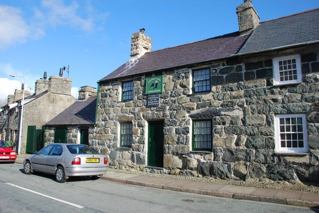 File:Highgate Llanystumdwy - geograph.org.uk - 357830.jpg