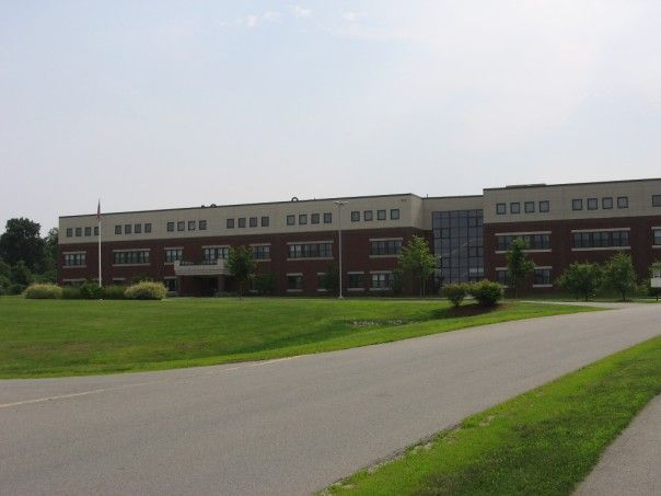 File:Hollisbrooklinehighschool1.jpg