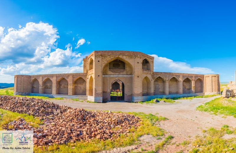 File:Jamal abad caravansary.jpg