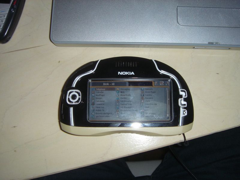 File:Nokia 7700.jpg