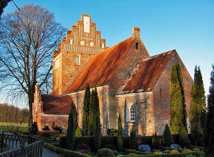 File:Sandby kirke (Næstved).JPG